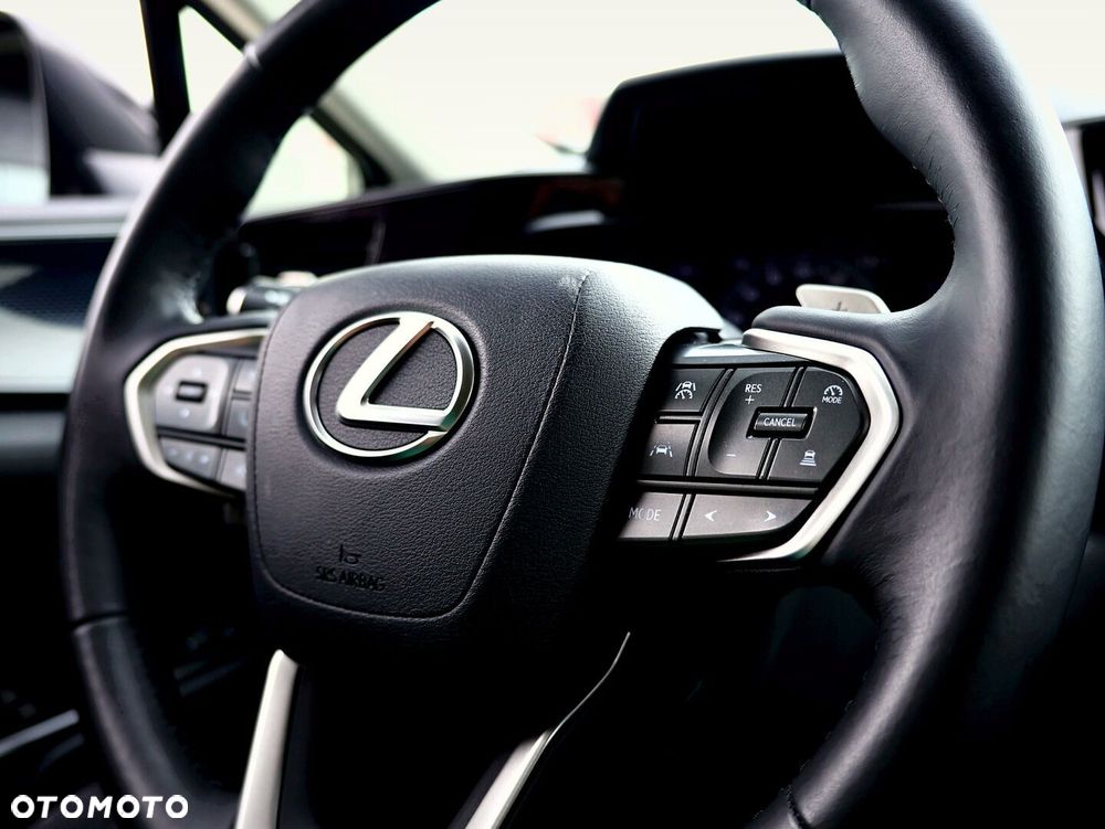 Lexus NX 350h Elegance 2WD - 26