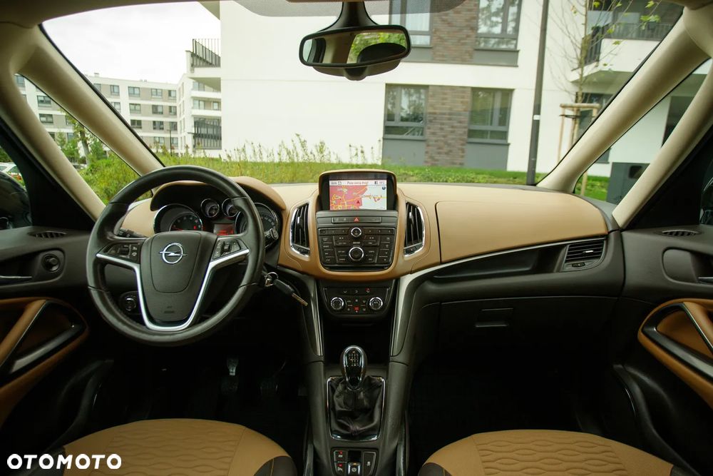 Opel Zafira 1.4 T Cosmo EU6 - 5