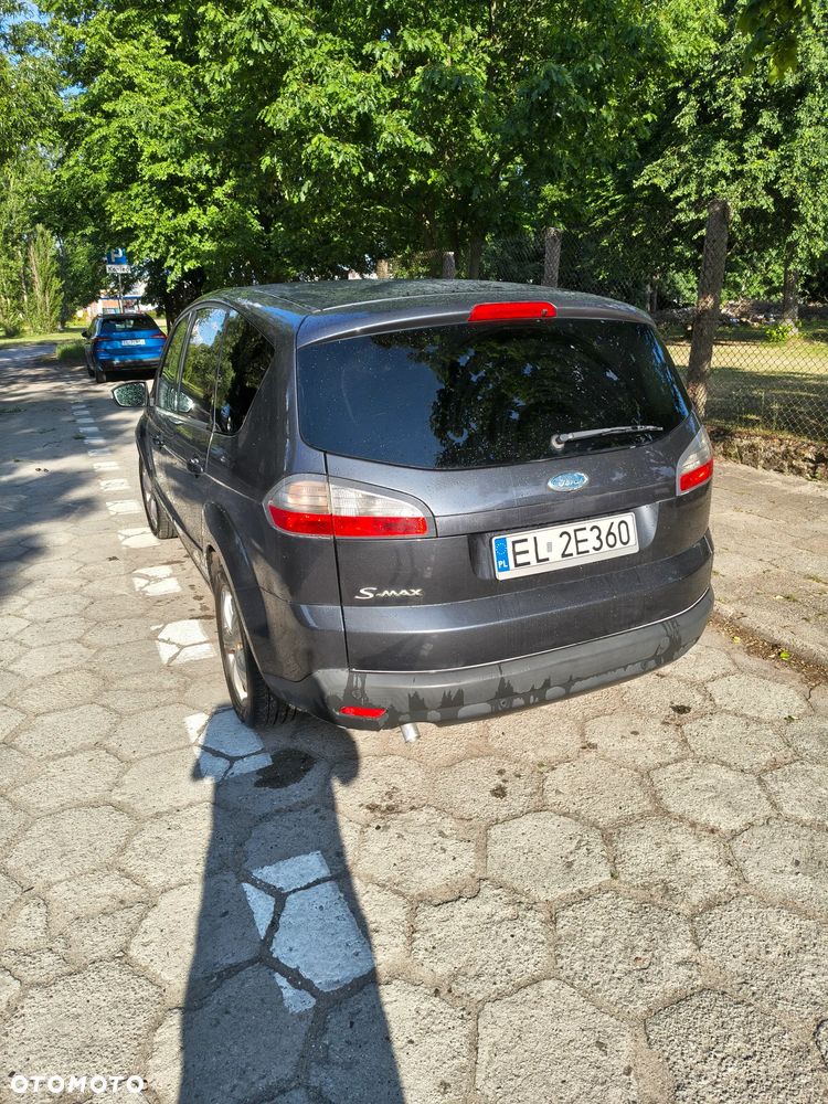 Ford S-Max 2.0 Titanium - 14