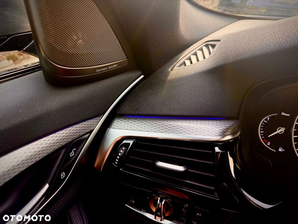 BMW Seria 5 - 33