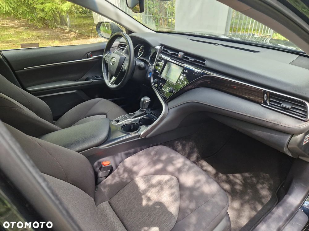 Toyota Camry ver-2-5-hybrid-comfort-cvt - 7