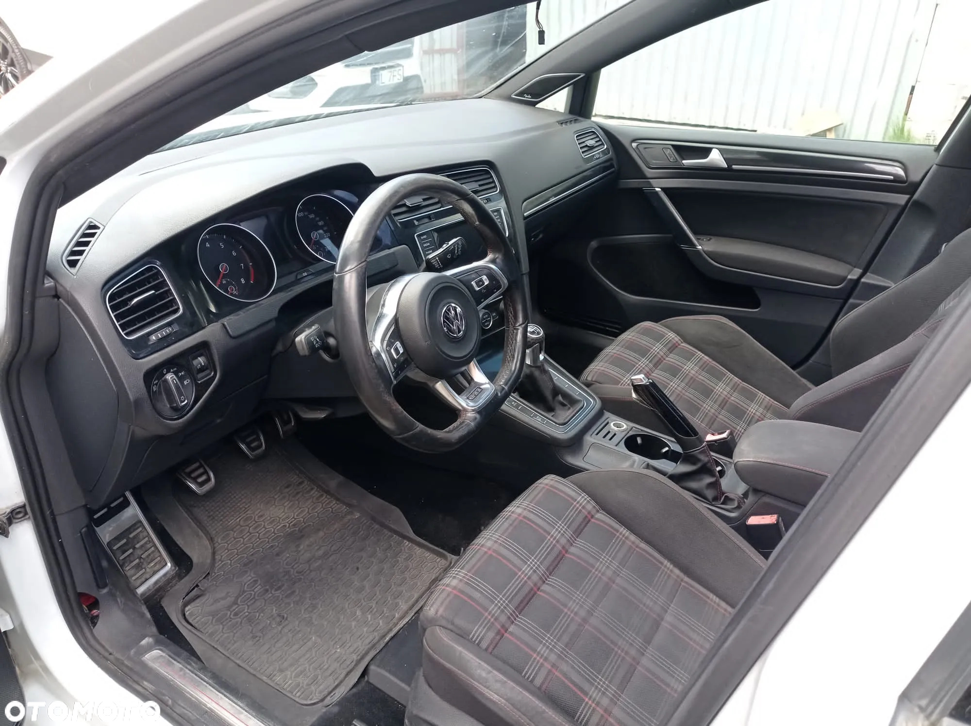 Volkswagen Golf VII 2.0 TSI BMT GTI - 5