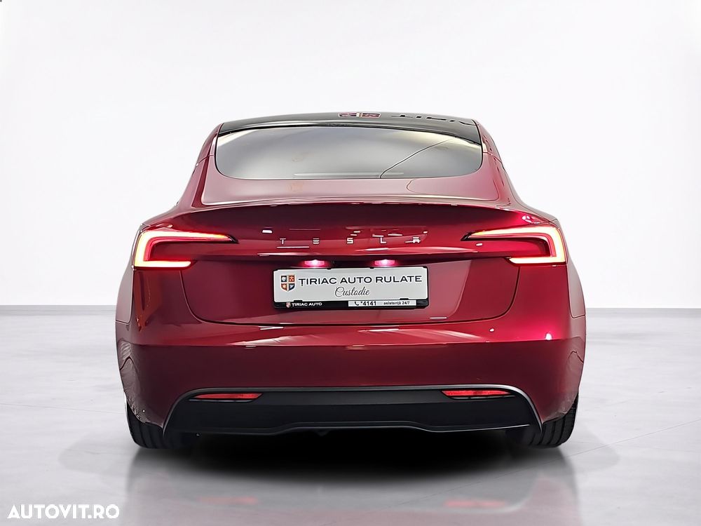 Tesla Model 3 Long Range - 5