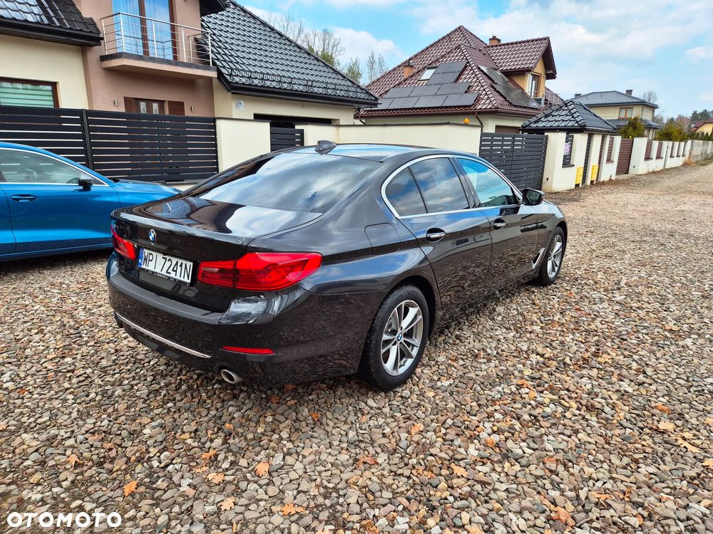 BMW Seria 5 520d xDrive Luxury Line - 5