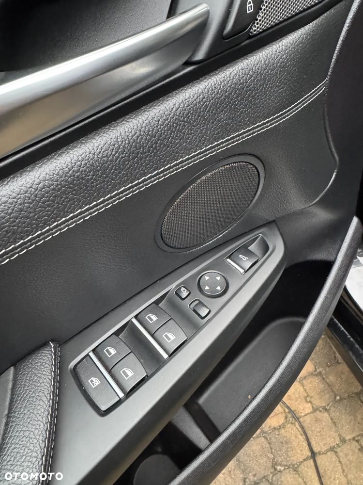 BMW X3 xDrive28i Sport-Aut M Sport - 25