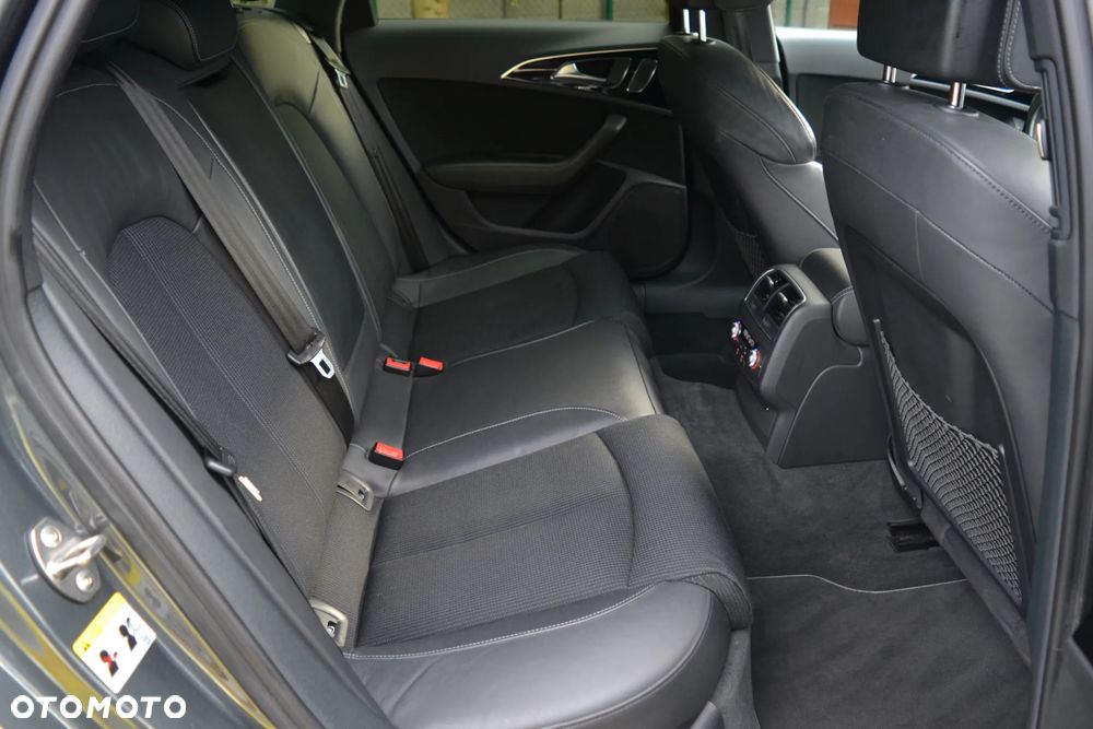Audi A6 Avant - 16