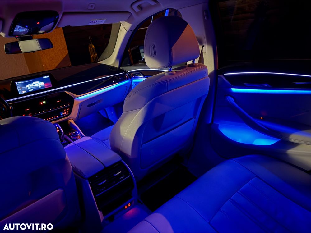 BMW Seria 5 530e iPerformance Aut. Sport Line - 12