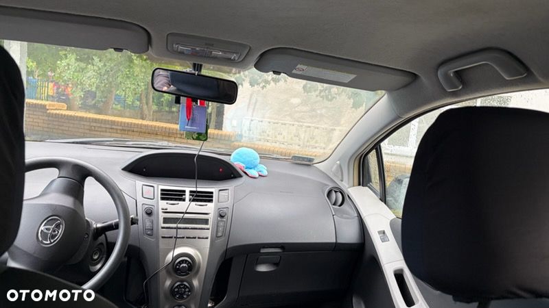 Toyota Yaris 1.0 Terra A/C - 9