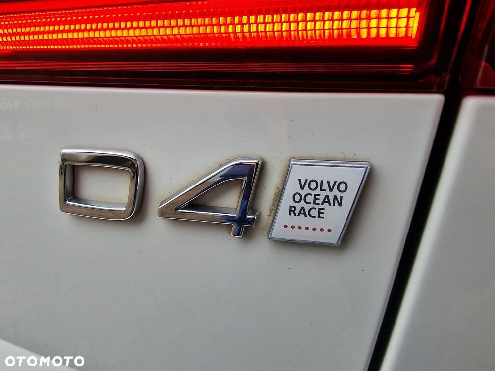 Volvo XC 60 D4 Drive-E Ocean Race - 18