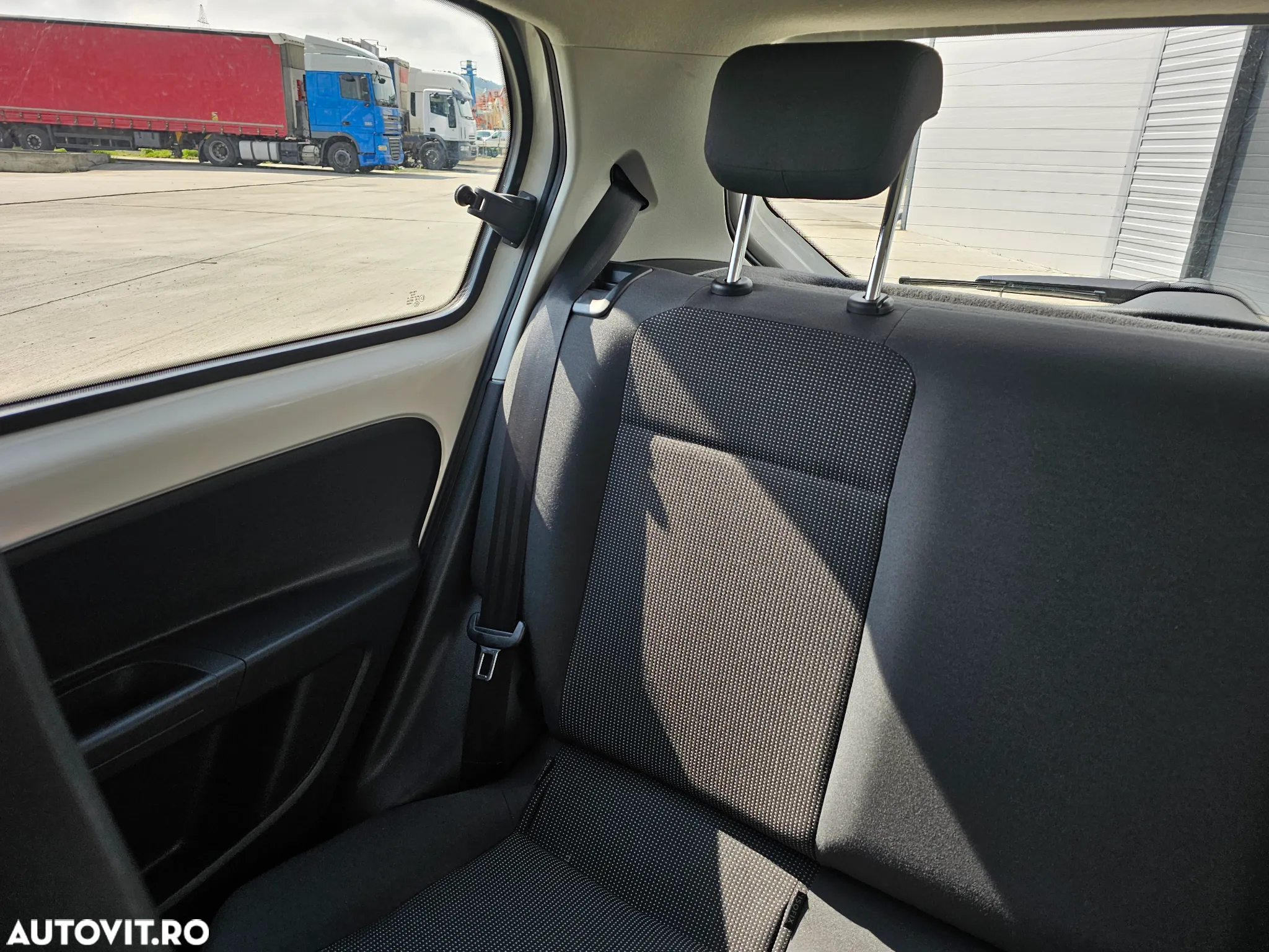 Volkswagen up! 1.0 White - 17