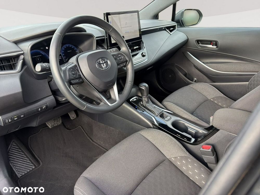 Toyota Corolla - 8