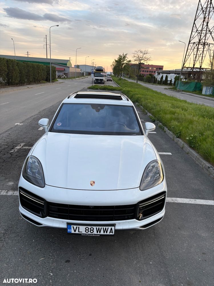 Porsche Cayenne Turbo - 4