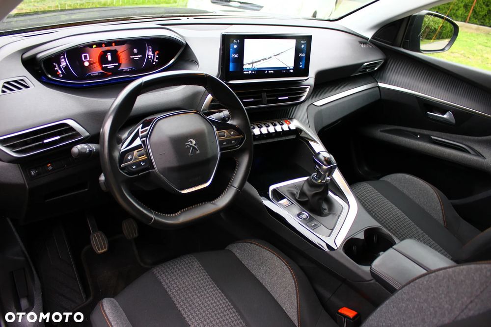 Peugeot 3008 1.5 BlueHDi Allure Pack S&S - 27
