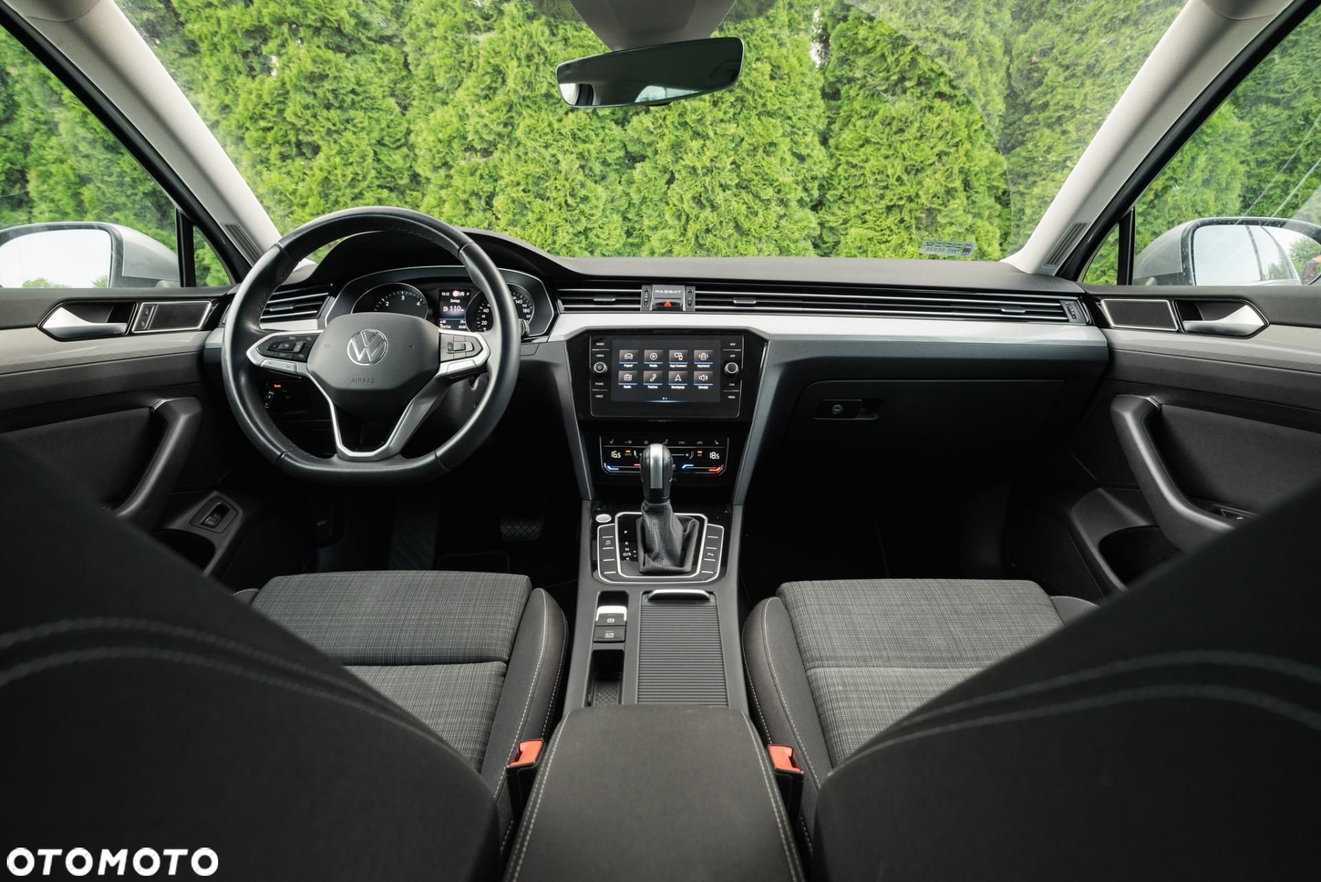 Volkswagen Passat - 10