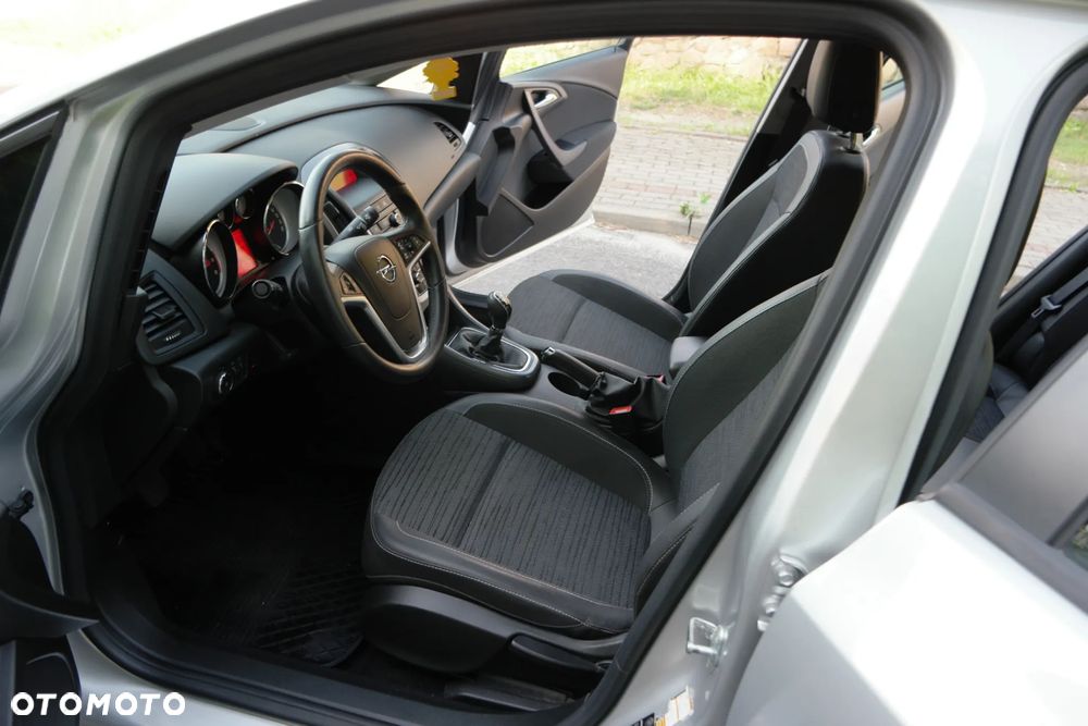 Opel Astra - 17
