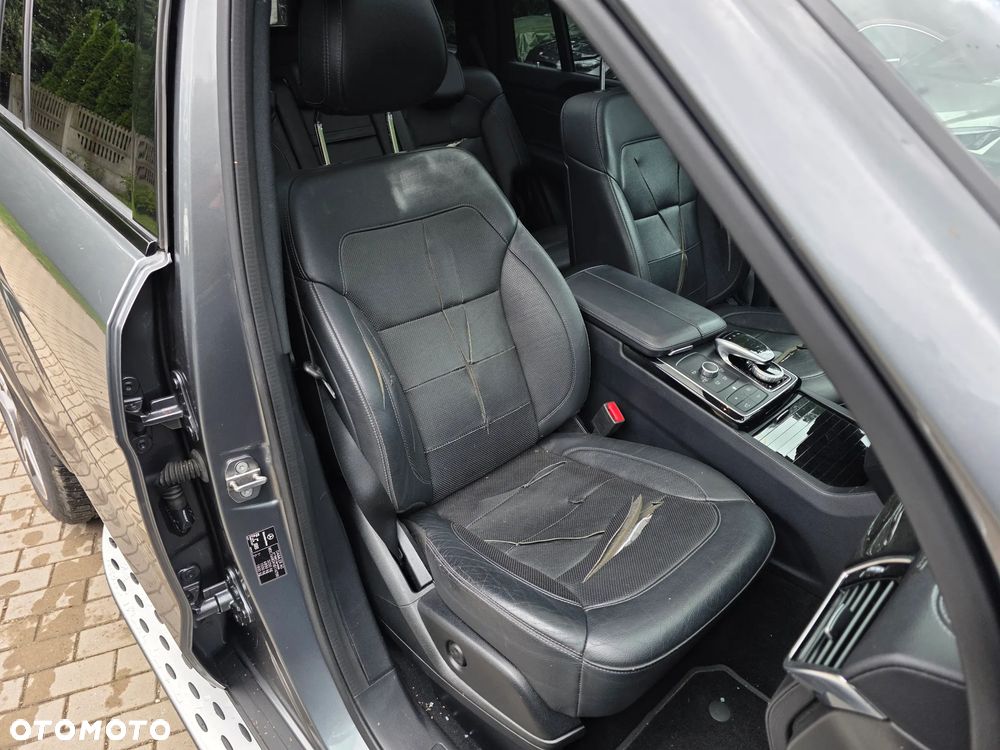Mercedes-Benz GLS - 16