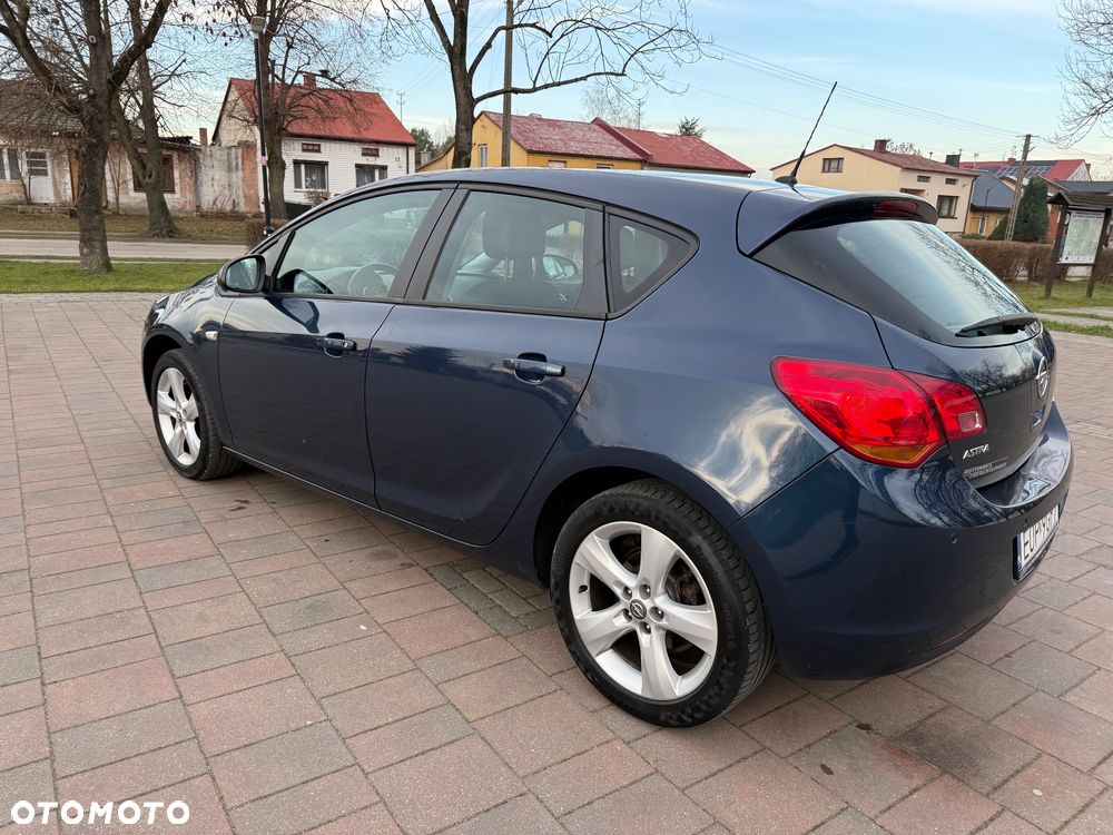 Opel Astra 1.4 Selection - 26