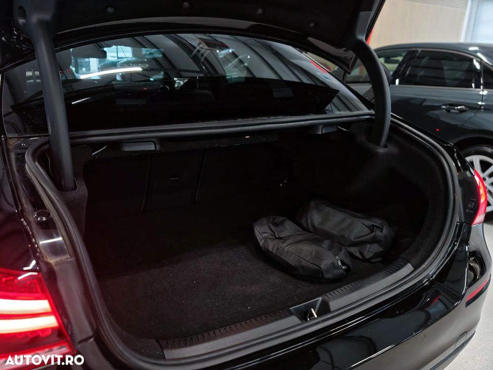 Mercedes-Benz A 250 e 8G-DCT - 34