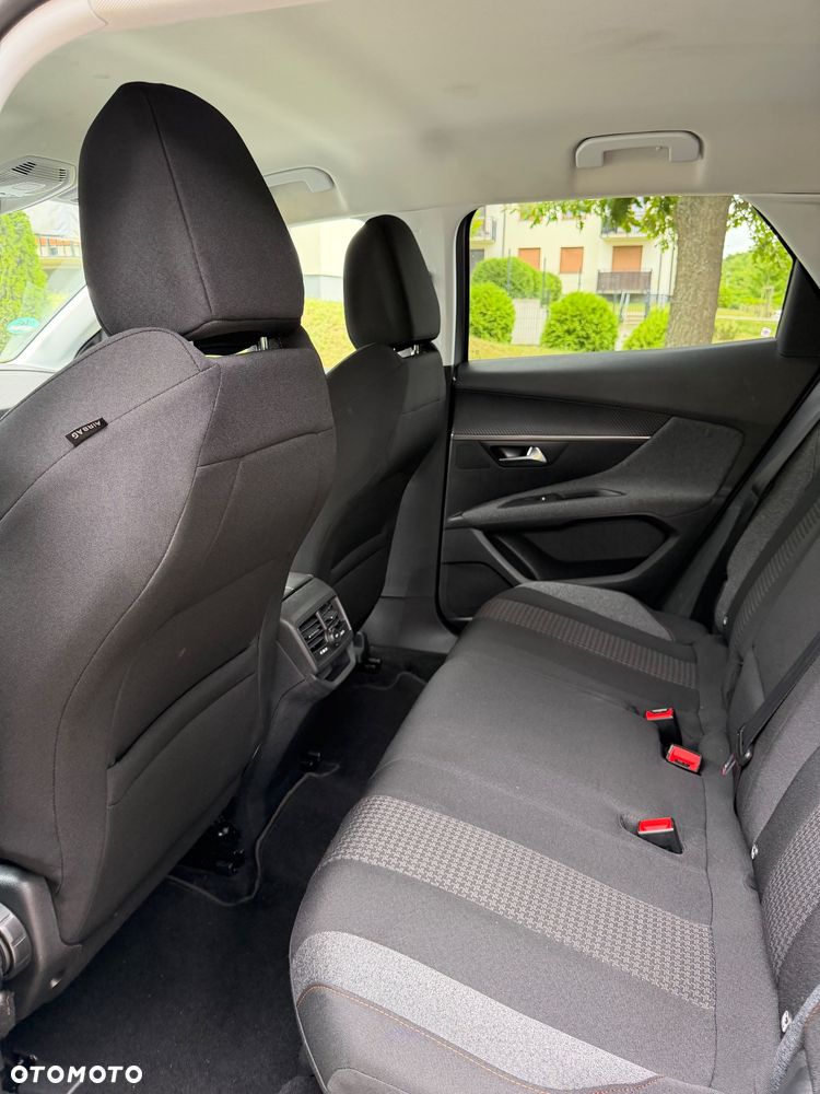 Peugeot 3008 - 21