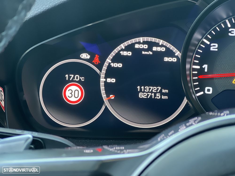 Porsche Cayenne S - 19