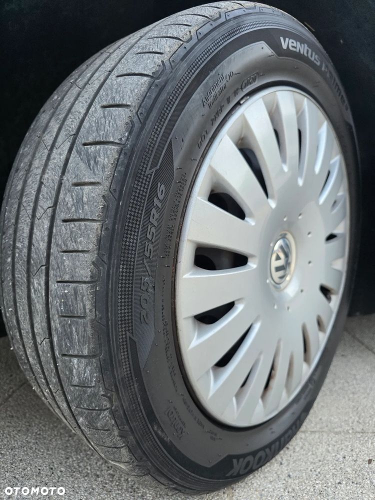 Volkswagen Passat 2.0 TDI DPF BlueMotion Technology Sportline - 17
