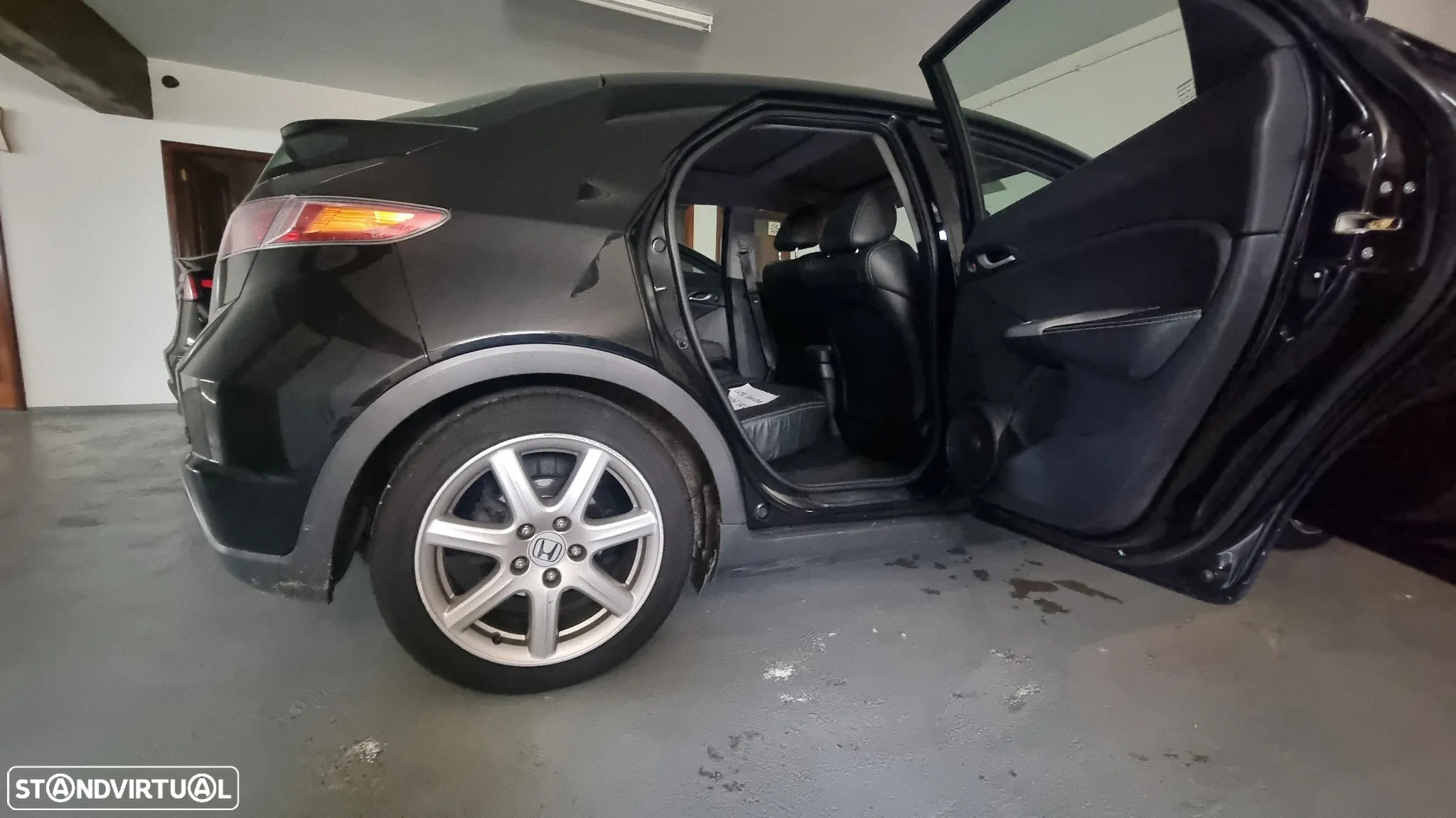Honda Civic 1.8 Executive - 16