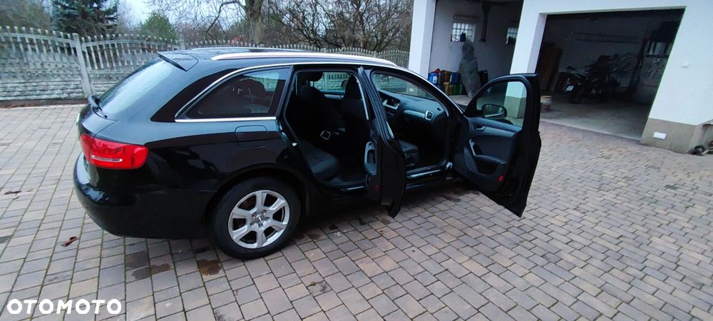 Audi A4 Avant 2.0 TDI - 14