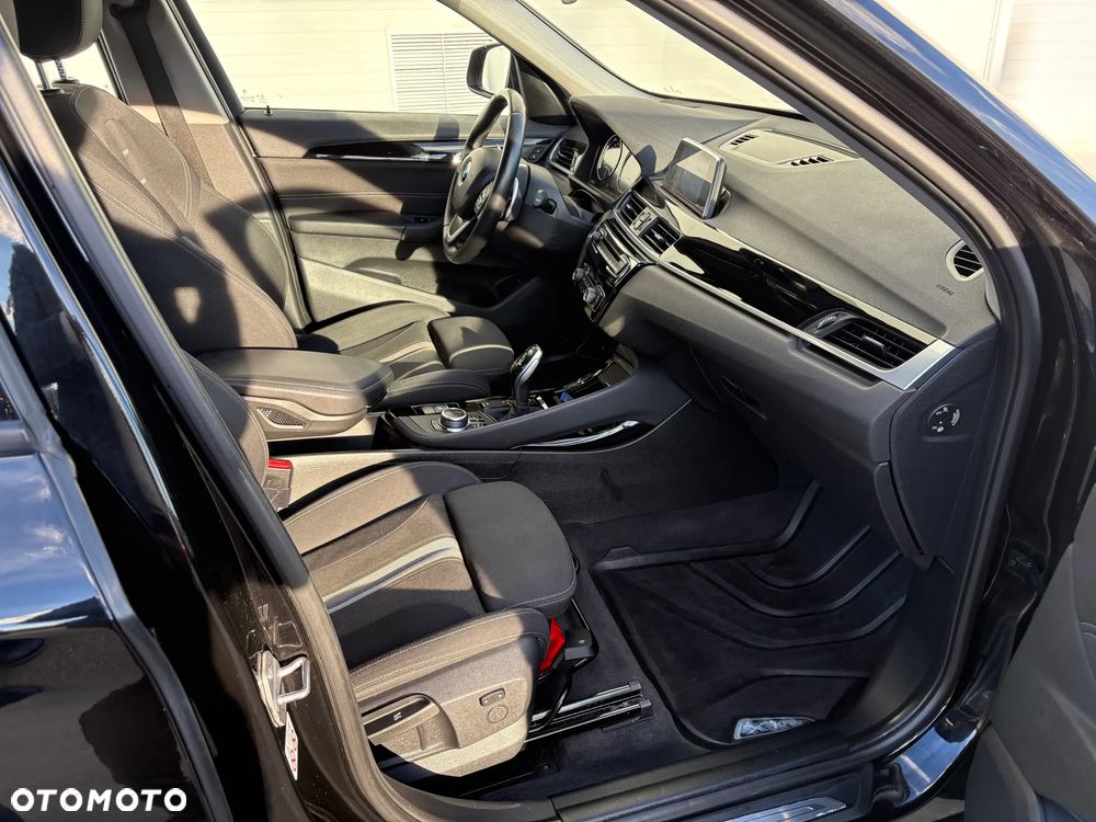 BMW X1 xDrive18d - 6