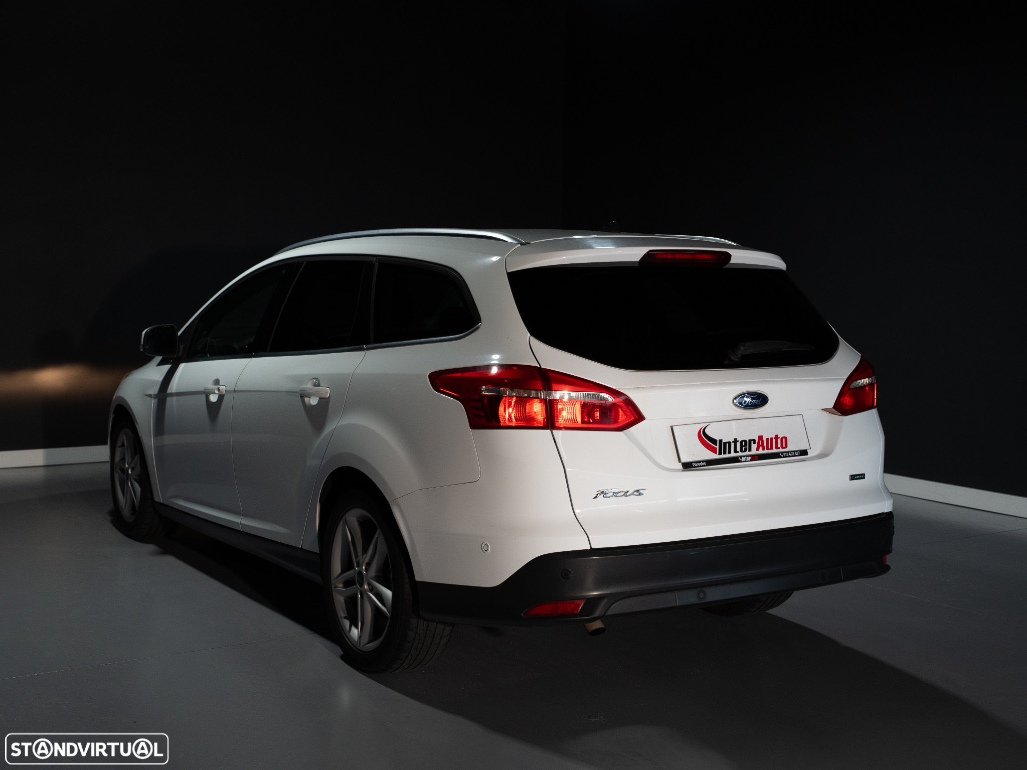 Ford Focus SW 1.0 SCTi Titanium - 24