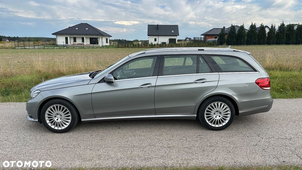 Mercedes-Benz E-Class 2013 photo 5