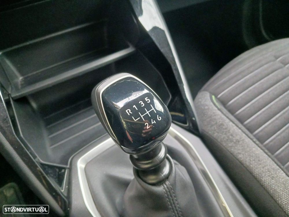 Peugeot 208 1.2 PureTech Active Pack - 22