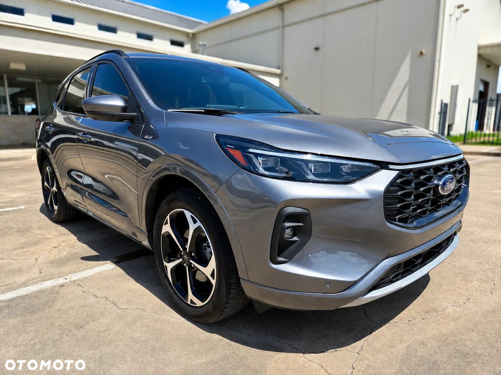 Ford Escape 2.0 EcoBoost AWD Titanium - 1