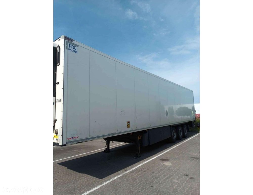 Schmitz Cargobull SKO FP 60 ThermoKing SLXi 300 - 4