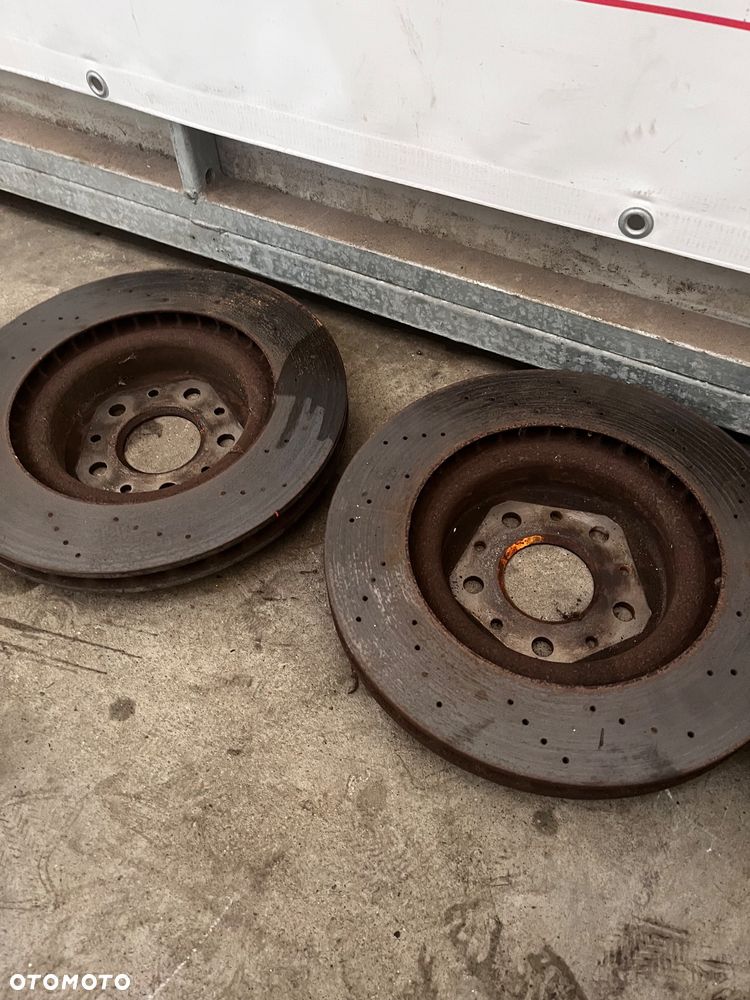 Zestaw zacisków Brembo z tarczami nawiercanymi Maserati Quatroporte 4.2 - 4