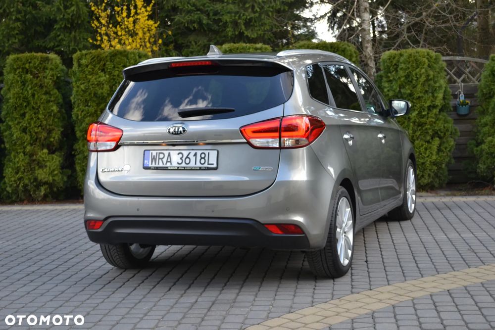 Kia Carens 1.7 CRDi Business Line 7os 7DCT - 12