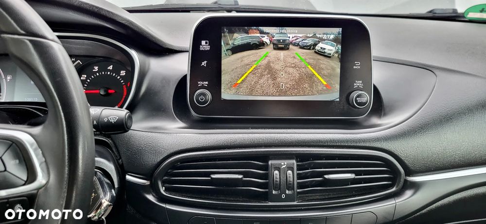 Fiat Tipo Kombi 1.6 E-torQ Lounge - 22