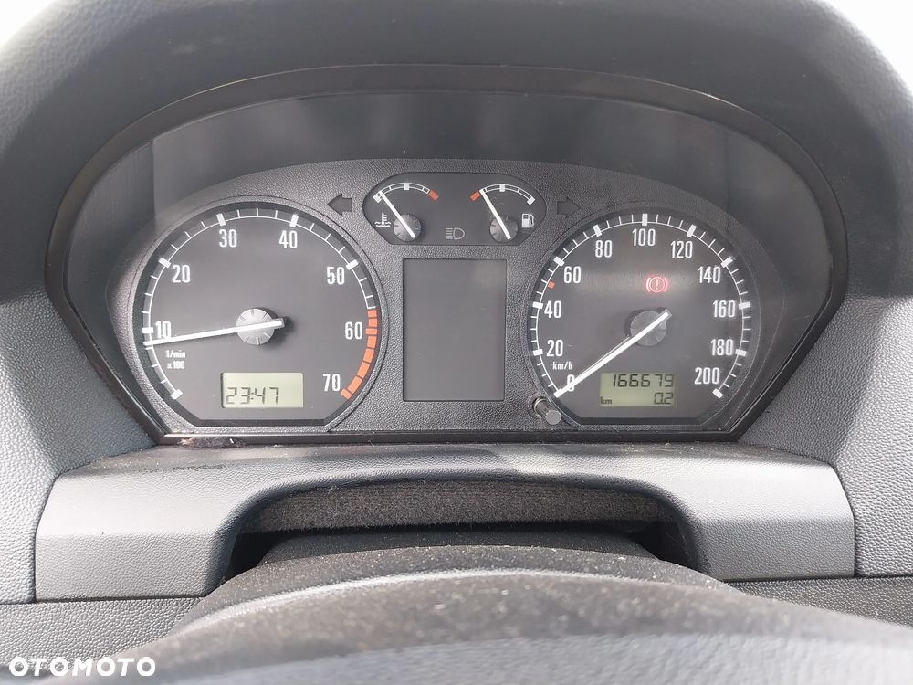 Skoda Fabia 1.4 16V Comfort - 6