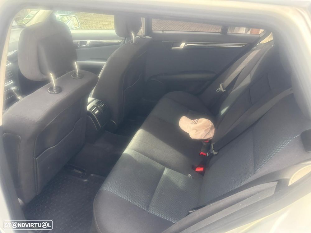 Mercedes-Benz C 220 Station CDI DPF Auto BlueEFFICIENCY Elegance - 5