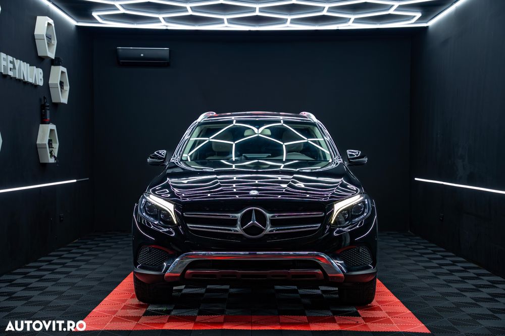 Mercedes-Benz GLC - 1