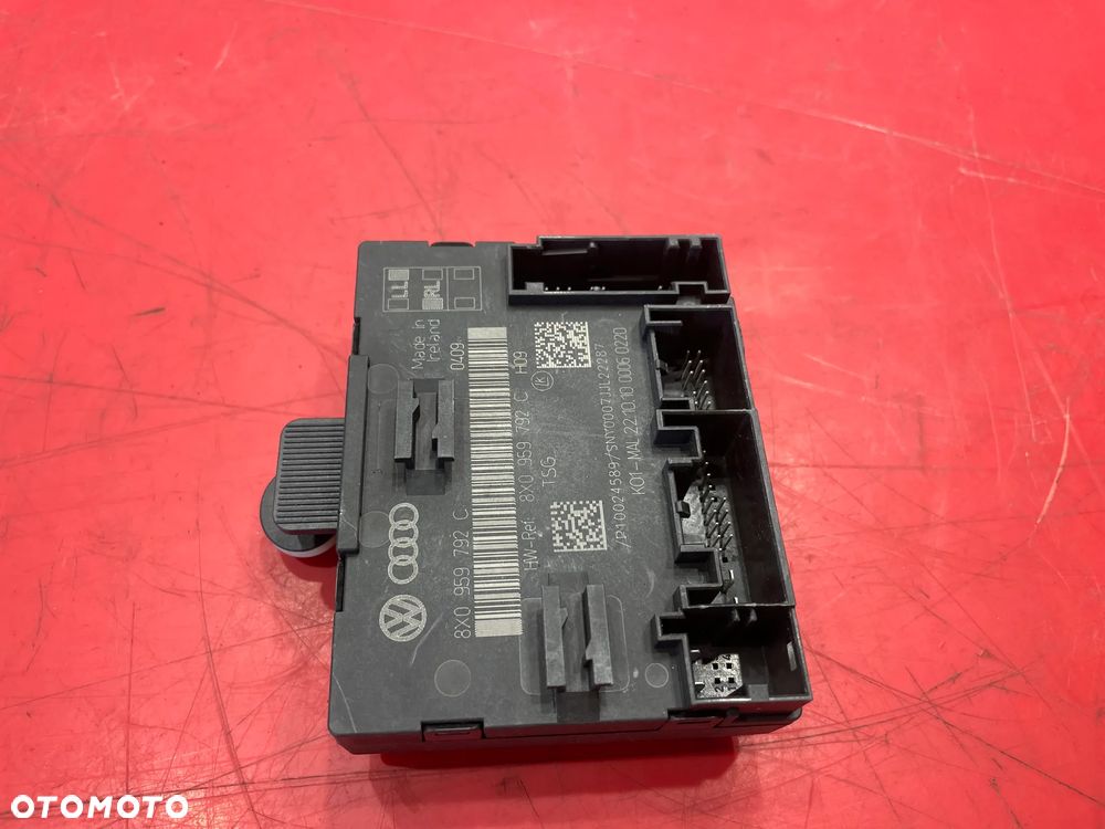 SKODA SUPERB  MODUŁ DRZWI 8X0959792C - 4