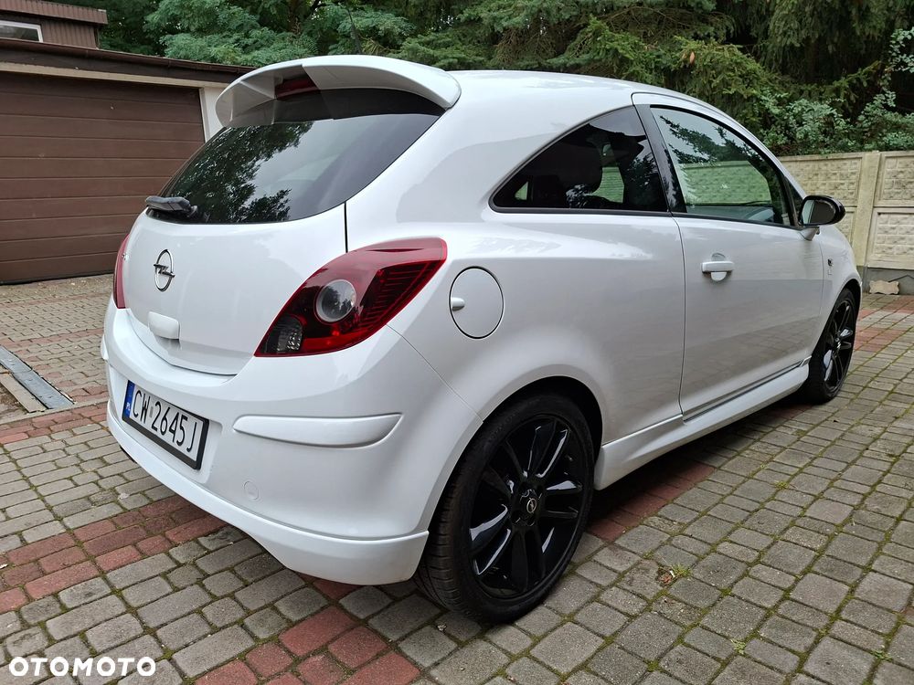 Opel Corsa 1.2 16V Limited Edition - 11