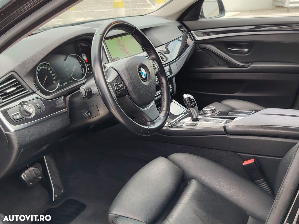 BMW Seria 5 520d Aut. - 21
