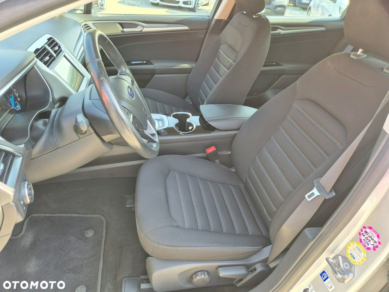 Ford Mondeo - 26