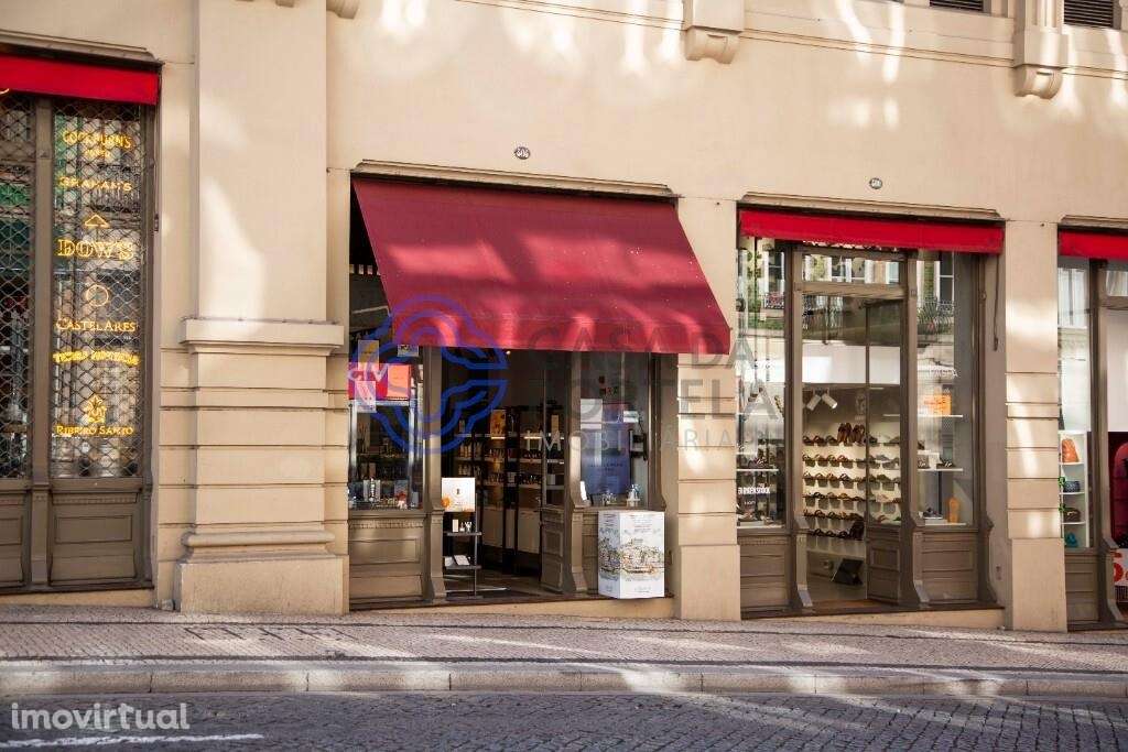 Oportunidade , trespasse Loja no Mercado do Bolhão na Baixa do Porto - Grande imagem: 2/25