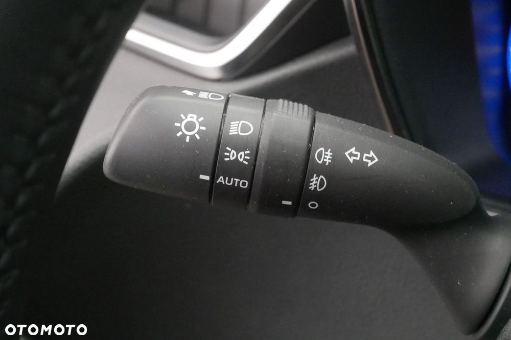 Toyota Corolla 1.8 Hybrid Comfort - 25