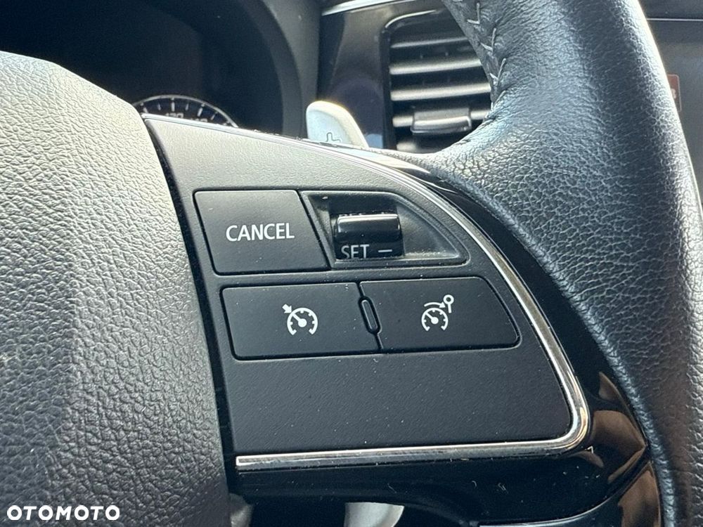 Mitsubishi Outlander 2.0 Intense Comfort 4WD CVT - 34