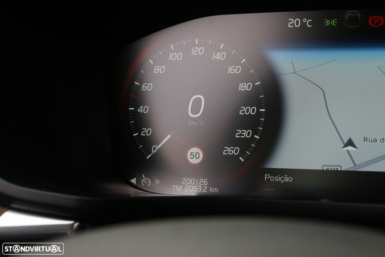 Volvo XC 60 2.0 T8 PHEV Momentum AWD - 37
