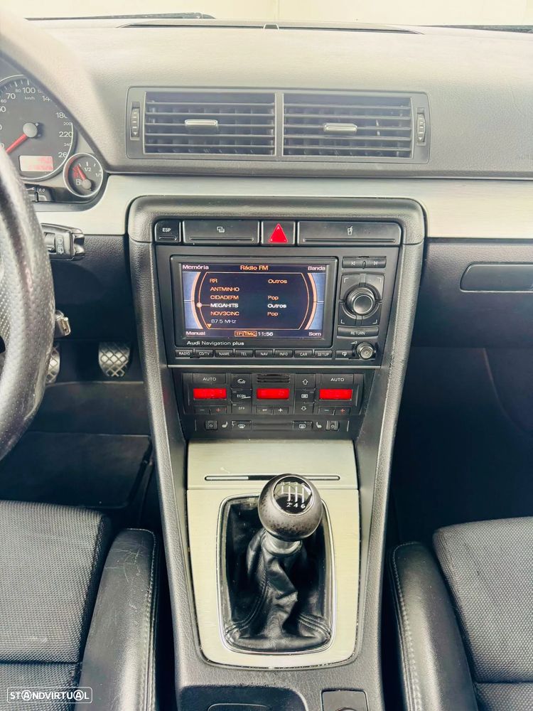 Audi A4 Avant 2.0 TDi S-line - 9