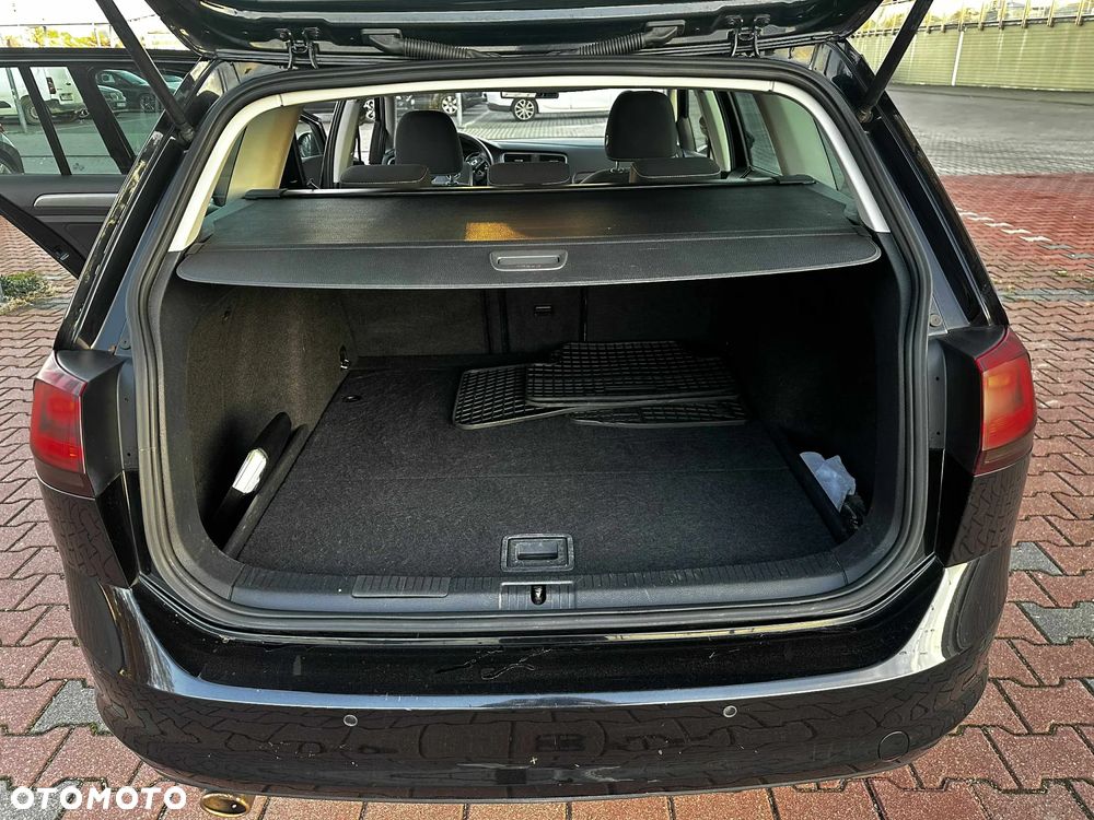 Volkswagen Golf 1.6 TDI BlueMotion Technology DSG Lounge - 10