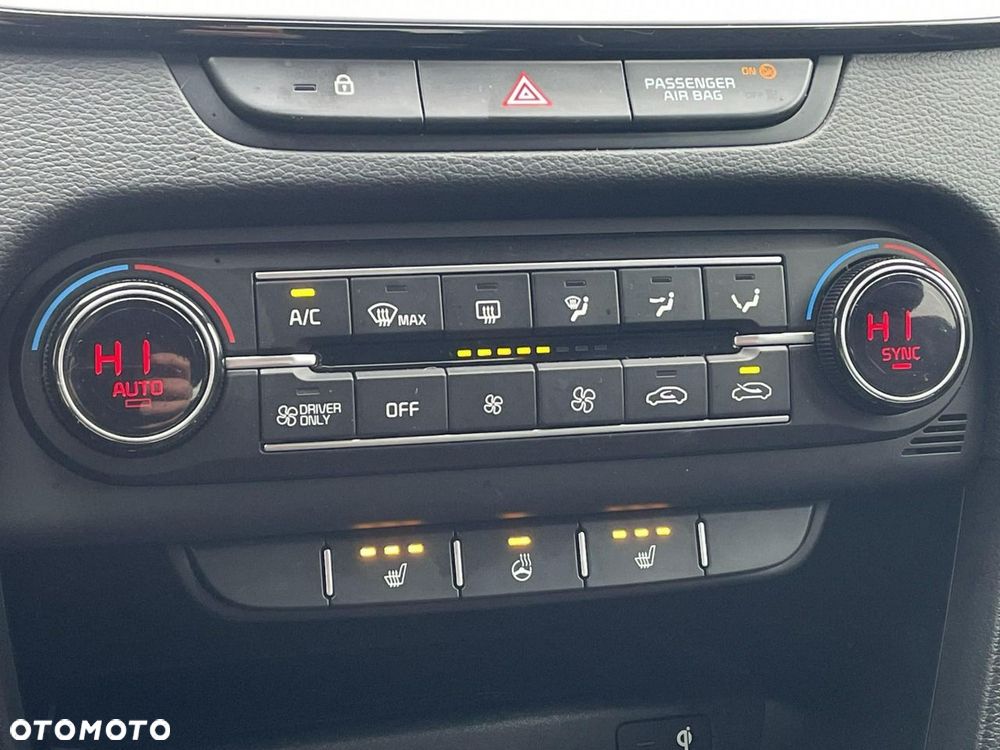 Kia XCeed - 27